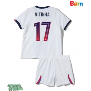Paris Saint-Germain Vitinha #17 Replika Babytøj Udebanesæt Børn 2026-27 Kortærmet (+ Korte bukser)